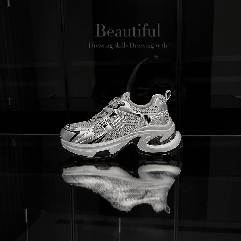 Korean niche brand new small man height increase autumn and winter dad shoes women's 2025 winter new sports and leisure shoes women