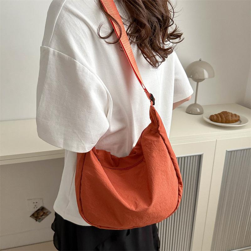 Summer Personalized Bag Crossbody Bag Women's New Fashion Shoulder Bag Large Capacity Crossbody Commuting Toy Bag