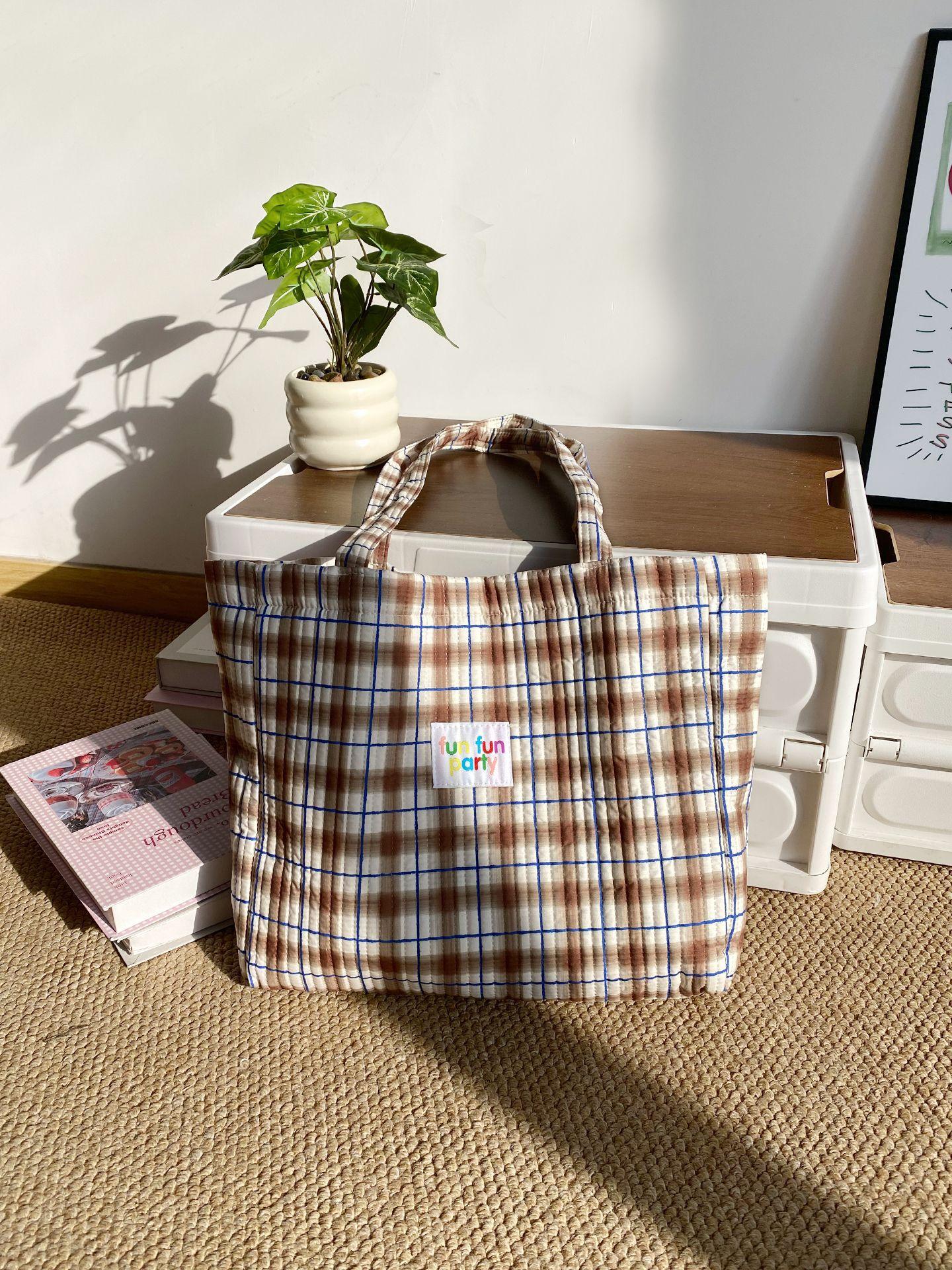 

Literary and Artistic Forest Plaid Quilted Cotton Women s Shoulder Bags Korean Retro Ladies Handbag Versatile Female Tote Bag кофейный