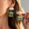 Retro Fashion Contrast Color Green White Resin Dangle Earrings Gold Tone Spliced Square Geometry Drop Earrings for Women Jewelry