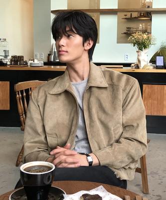 They Crop Suede Collar Jacket_Beige