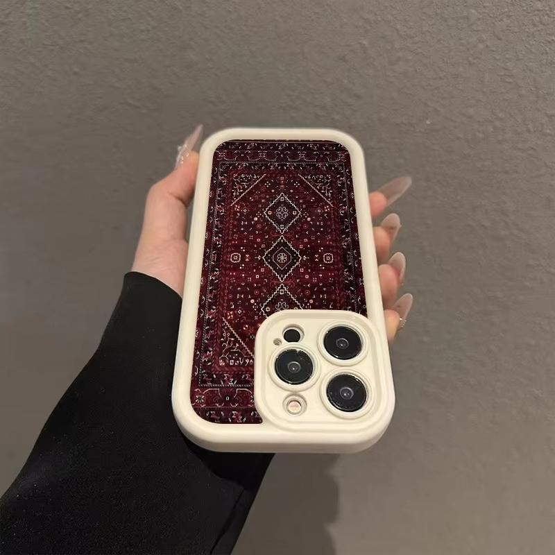Phone Case Vintage Red Patterned Carpet Design For iPhone 17 16 Pro Max 11 13 12 14 15 Plus XS Max XR X 16E 17E Shockproof Cover