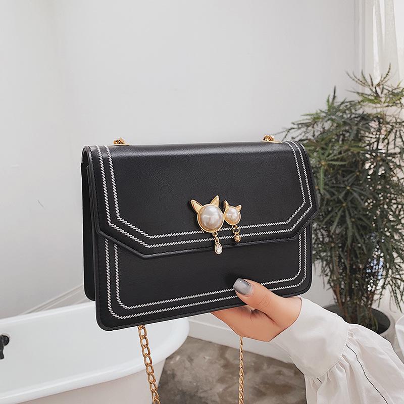 

2025 Trendy Women s Chain Shoulder Bag - Korean Student Fashion, Small Square Crossbody