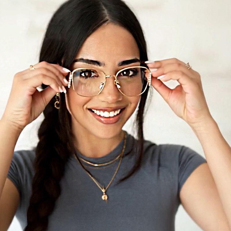 Oversized Sunglasses Women For Female Vintage Sun Glasses Punk Popular Luxury Brand Designer Metal Diamond Curved Leg Shades