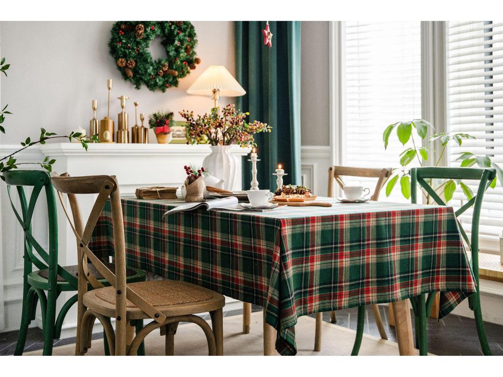 Față de masă rotundă Imanqi carouri vopsite în fir, de Crăciun, cu ciucuri