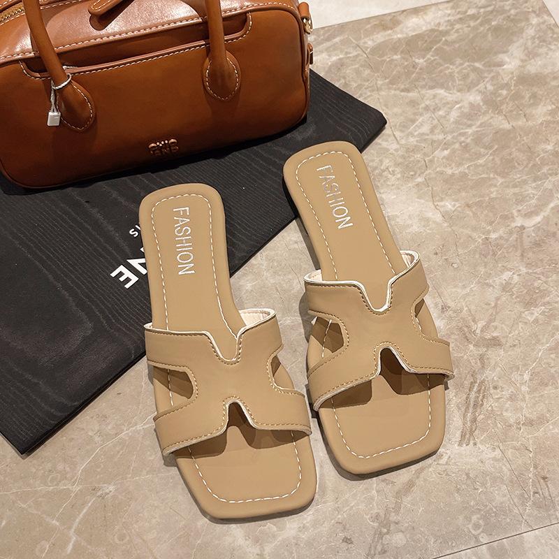 Flat-bottomed Cool Slippers for Women's Summer Outer Wear 2025 New Indoor Flat-bottomed Ins Cross Beach One-word Cool Slippers for Women