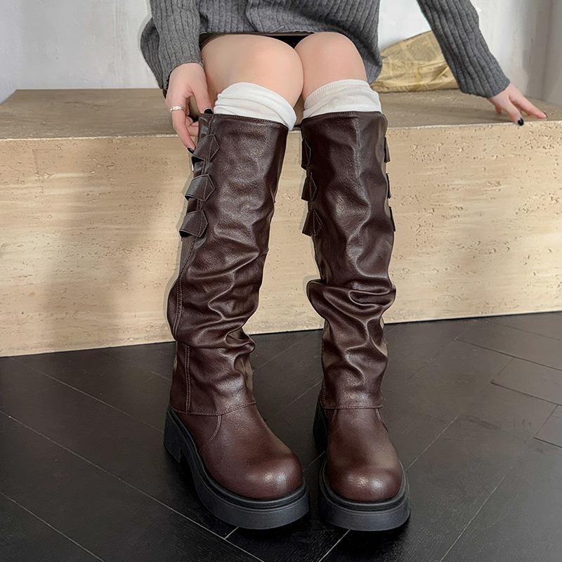 Autumn and Winter New Platform Boots Women's Brown Retro Belt Buckle Pleated Round Head British Knight Boots