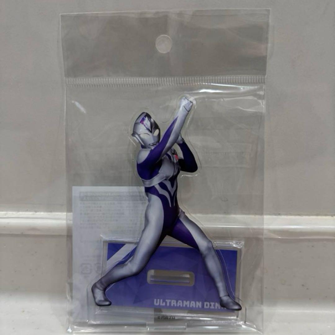 

[USED] Ultraman Dynas New Gelation Stars Acrylic Figure