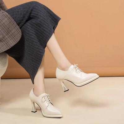 Moda 2024 Primavera y Otoño Nueva Plataforma Tacones Altos para Mujer Punta Puntiaguda Tacón Bloque Cordones Profundos Zapatos Pequeños de Cuero