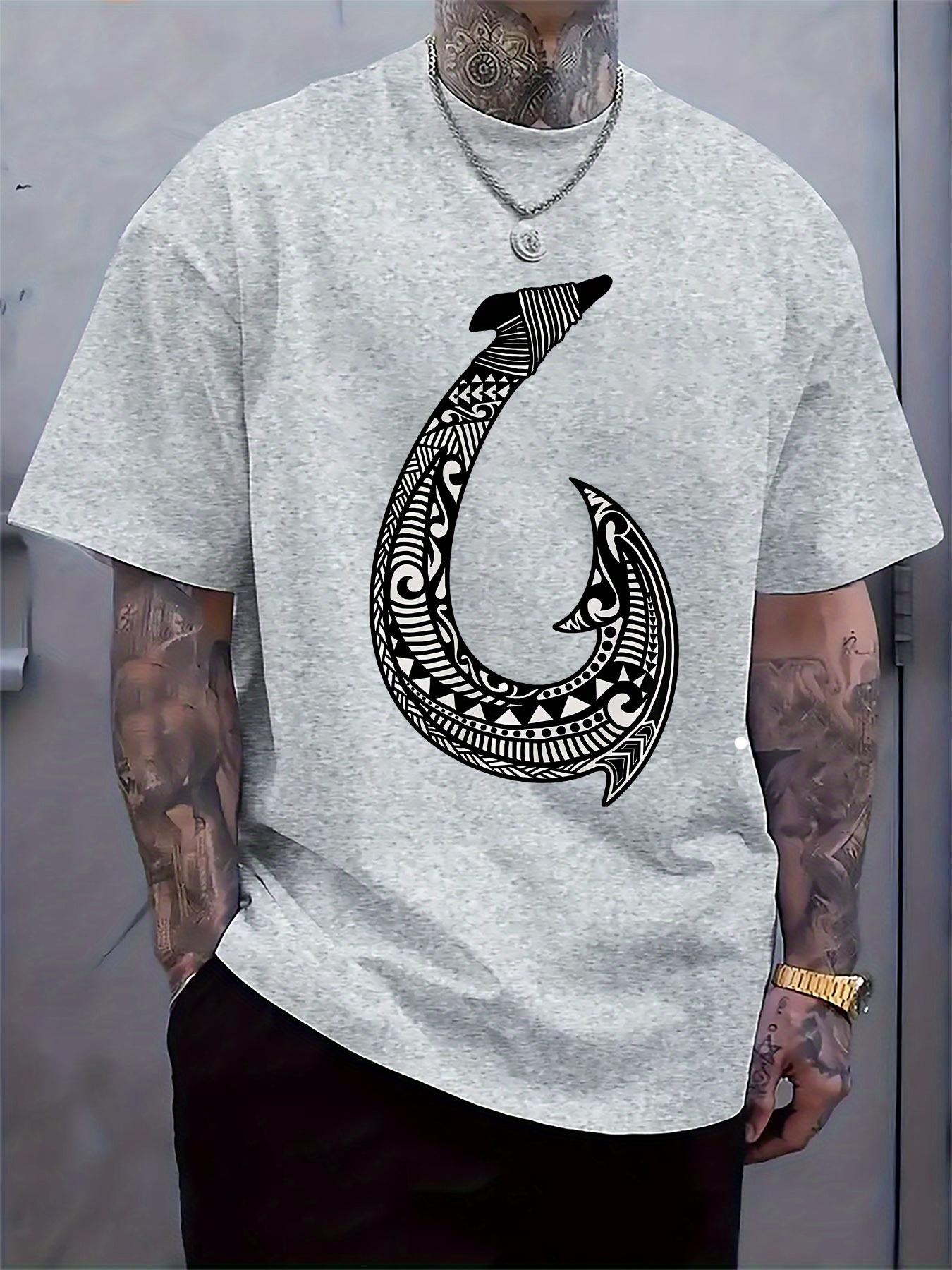 

Casual Crew Neck T-shirt with Maori-Inspired Fish Hook Print - Short Sleeve M