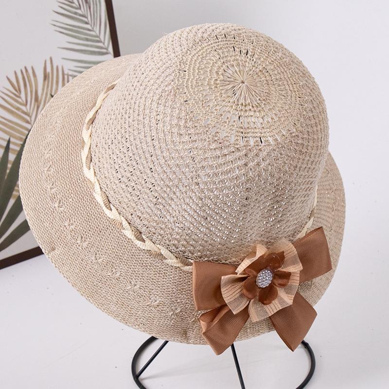 1pc Stylish Straw Hat for Women Adorned with Floral Design Breathable Sun Cap with A Hollow-Out Style,Perfect for Summer Fashion