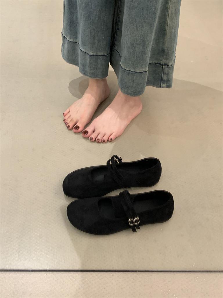 Vintage forest style suede Mary Jane shoes with buckles and shallow round toes and flat ballet shoes for girls