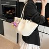 Premium Tote Bag Women's Large Capacity Bag New Popular Fashion Versatile Shoulder Bag Commuter Bag