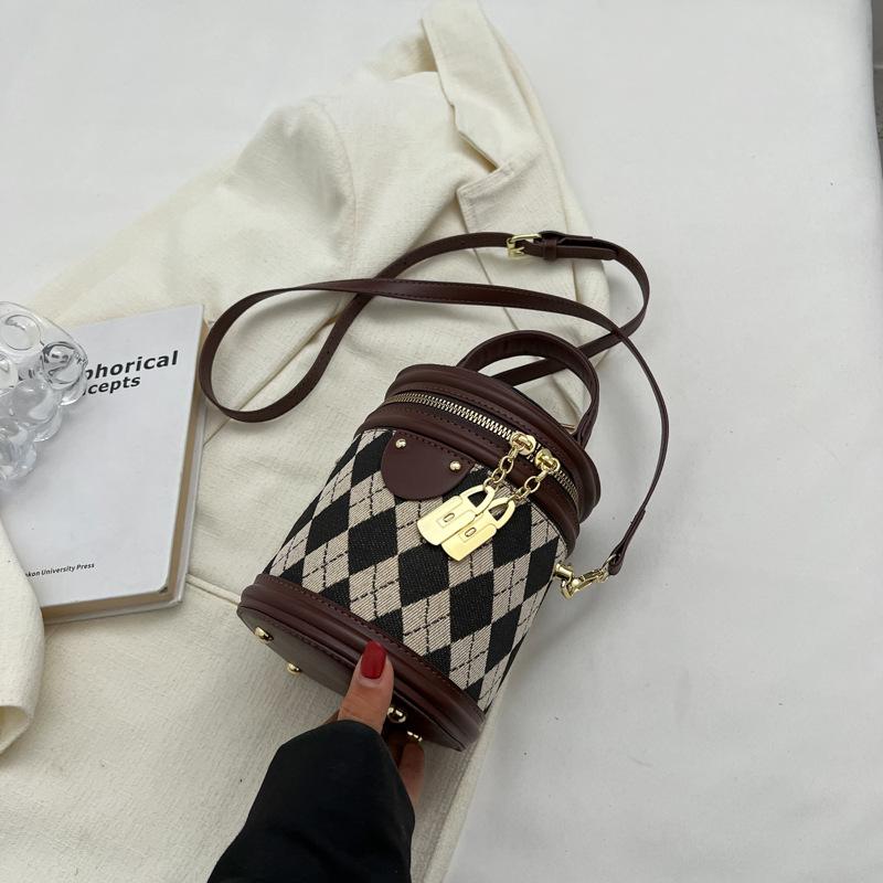 High-End Fashion Women'S Portable Bucket Bag Versatile Mobile Phone Bag Casual Shoulder Oblique Span Bag