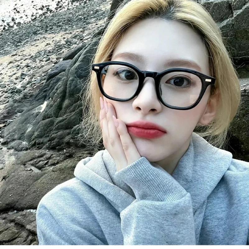 Fashion Round Frame Glasses Retro Aesthetics Modern Style Anti Blue Light Round Eyewear Vintage Black Leopard Frame Eye Glasses