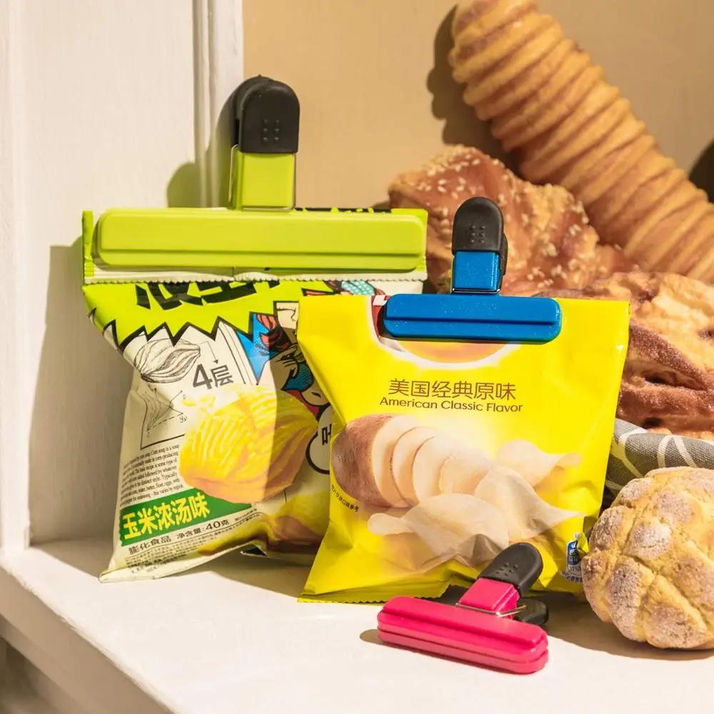 Große Lebensmittelbeutelklammern aus Kunststoff in verschiedenen Größen zum Sichern von Kaffee- und Brotbeuteln mit starkem, festem Verschluss