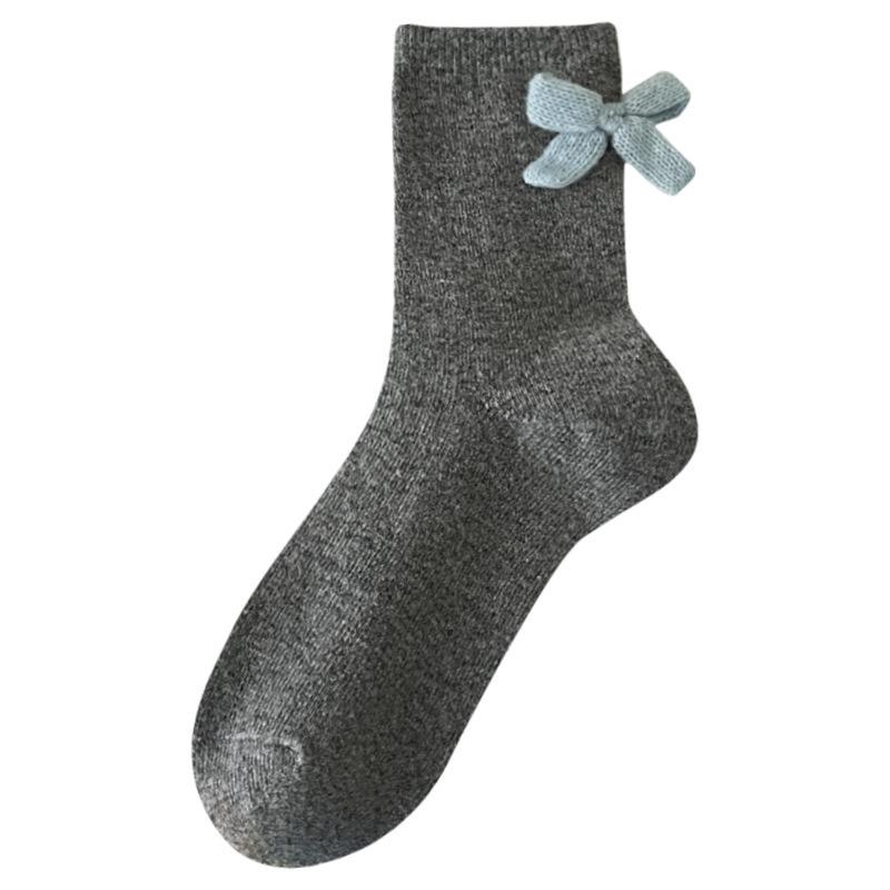 5 Pairs of Women's Autumn and Winter Sweat Absorbing and Warm Woolen Bow Mid  Top Stack Socks
