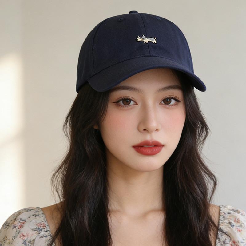Classic Dog Embroidered Baseball Cap With Wide Brim For Sun Protection And Casual Wear