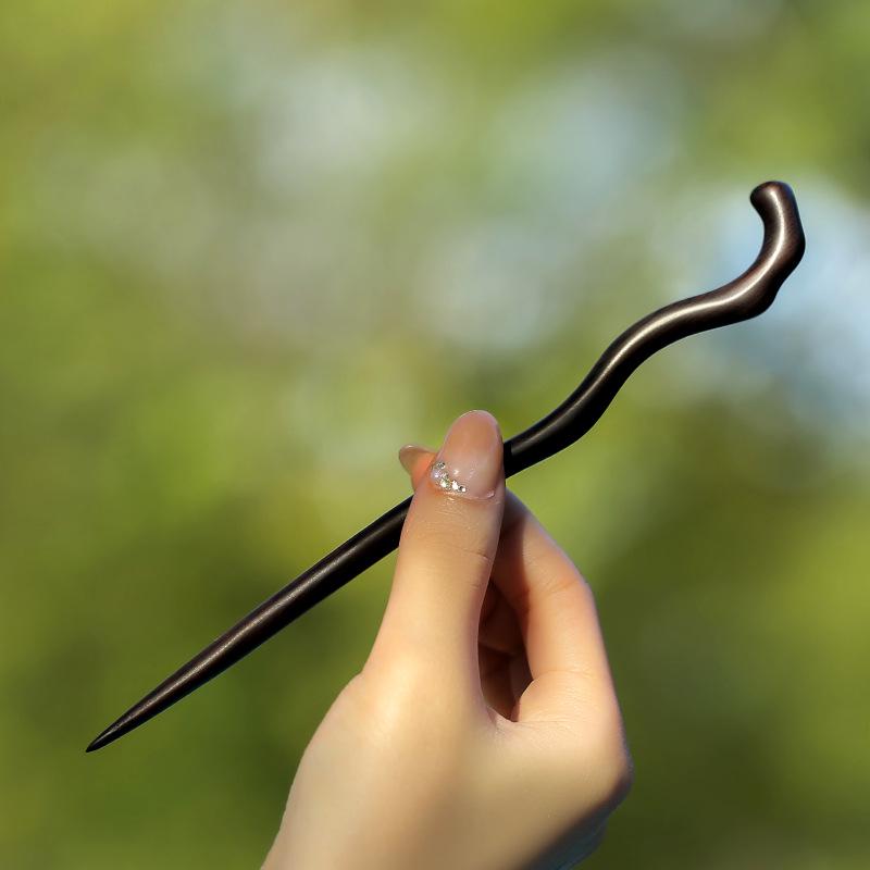 Xiangyun Hairpin: Elegant Ebony Wood Chinese Style Hair Accessory for Women