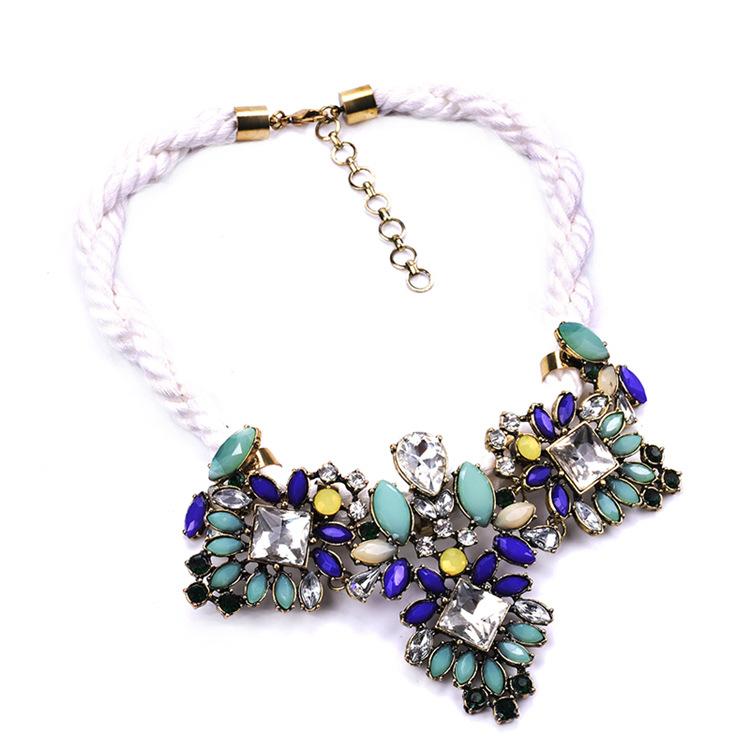 Luxury, Super Sparkling Crystal Diamond Gemstone Short Pearl Collarbone Necklace Exaggerated Women'S Fashion