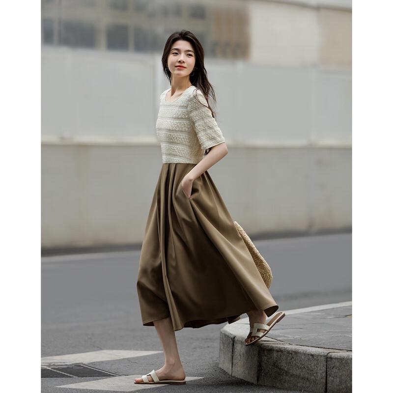 

Demana French Style Striped Textured Short-Sleeve A-Line Midi Dress L