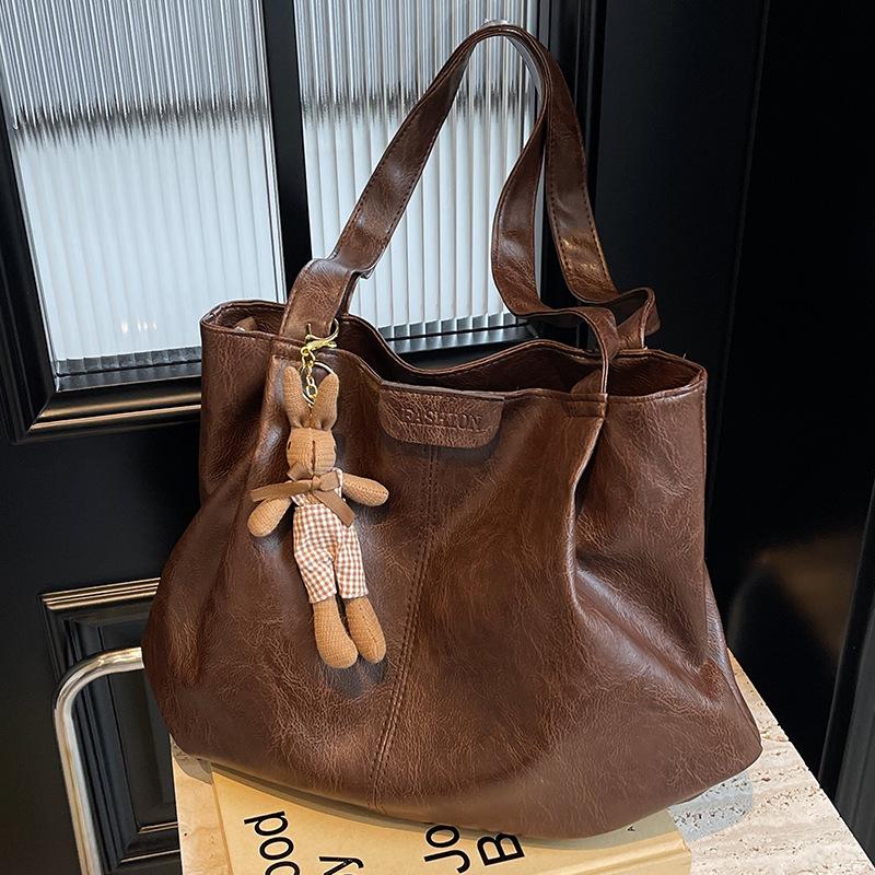 High End Large Capacity Bag for Women New Trendy Commuter One Shoulder Tote Bag for Women College Students Class Bag