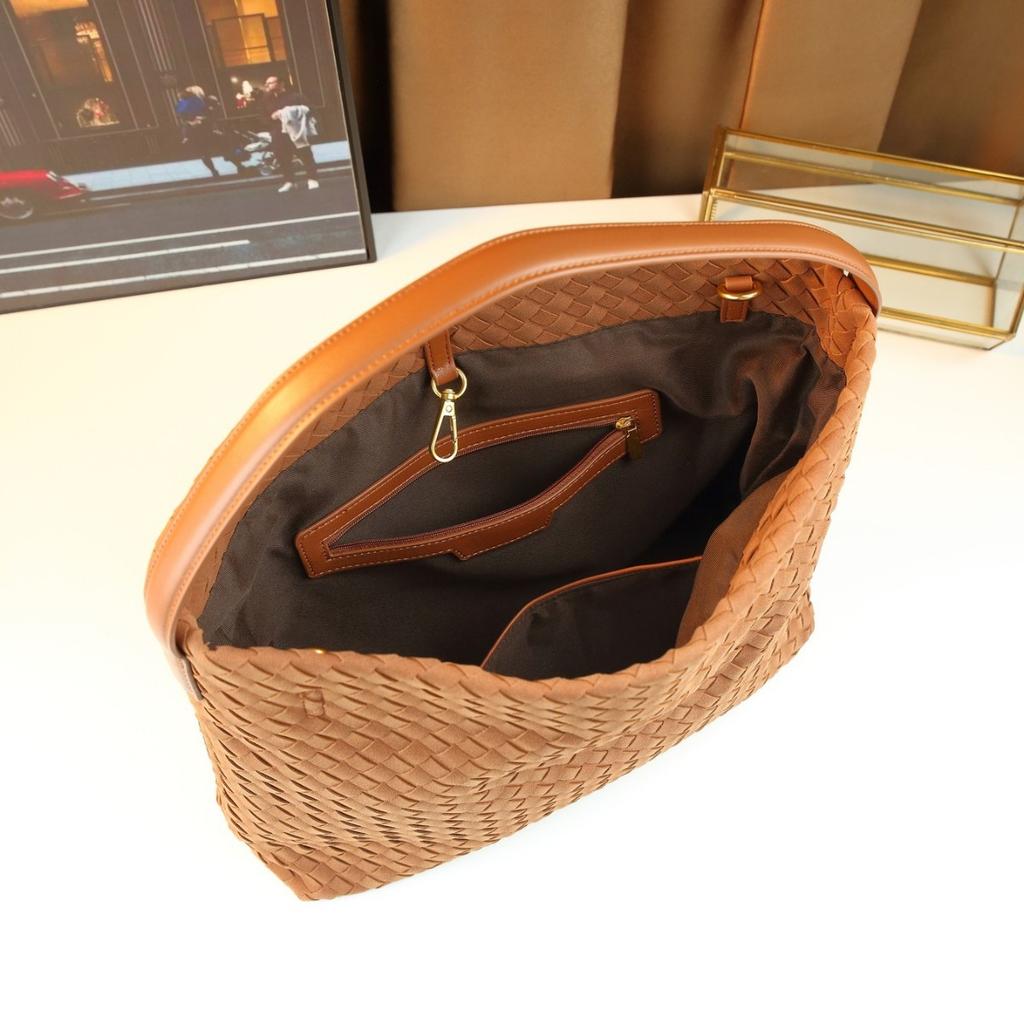 Fashion Woven Large-Capacity Women'S Tote Bag Going Out Versatile Shoulder Handbag