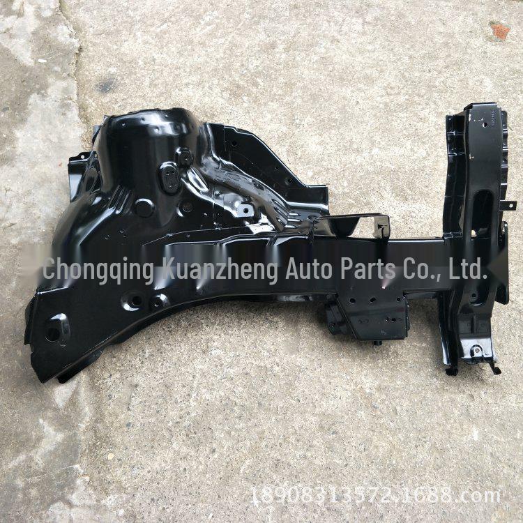 

Сборочный узел передней продольной и боковой балки Changan Yidong с передним амортизатором и ступицей колеса Changan Yidong