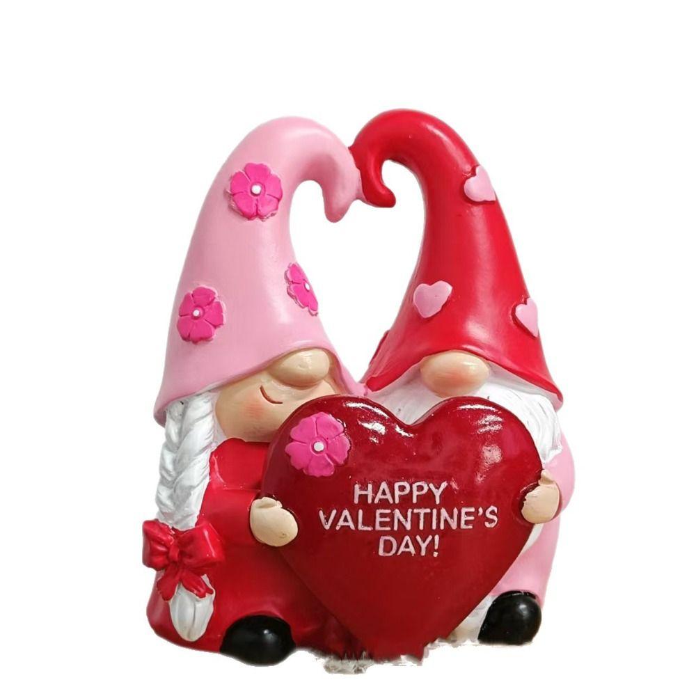 Resin Material Love Gnomes Love Hearts Table Decor Resin Gnomes Figurine  Christmas Decoration
