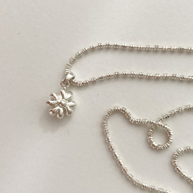 melliv petit clover necklace_mvn65