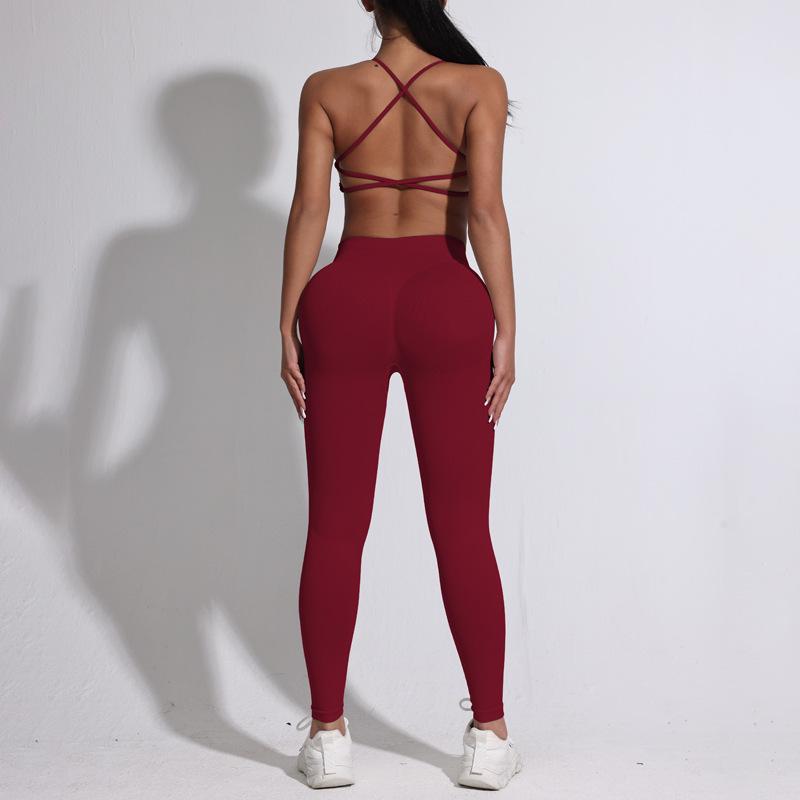 Nahtloses Damen Sport Yoga Set: Sport-BH mit gekreuztem Rücken & Pfirsich-Po Leggings