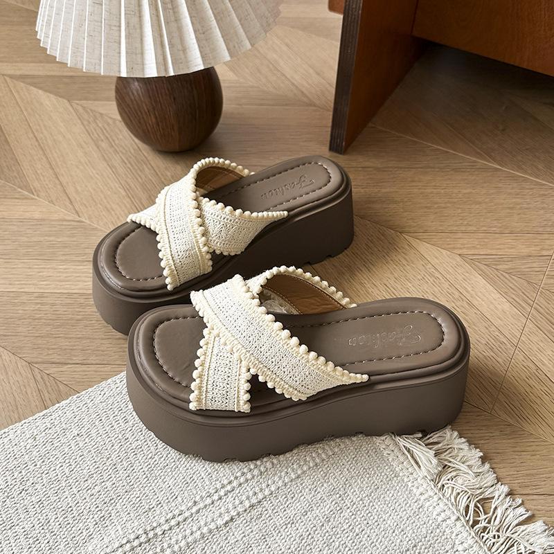 Muffin thick bottom heightening cross with cool slippers women's summer wear 2025 summer new bohemian beach slippers