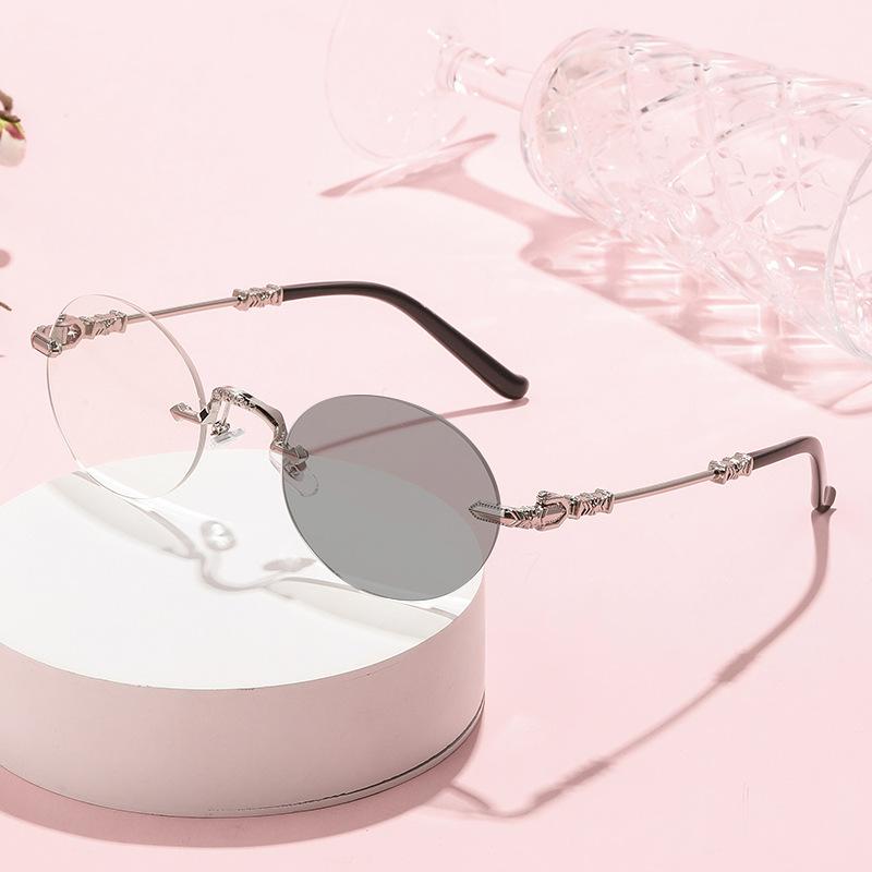 New Frameless Oval Photochromic Myopia Glasses Fashionable and Personalized Border Blue Light Glasses Diopter To -4.0