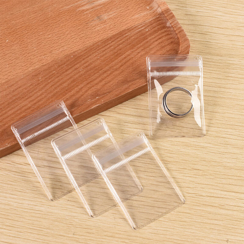 Материалы для DIY изготовления мини-сумки-брелока на молнии из перфорированного ПВХ S(4x6cm)