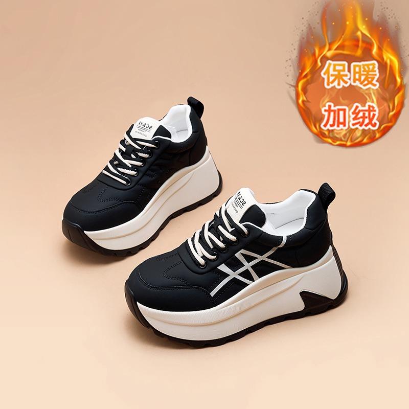 Autumn and winter new trendy thick-soled heightening CM little white shoes women's super fire versatile muffin casual sports Forrest Gump shoes