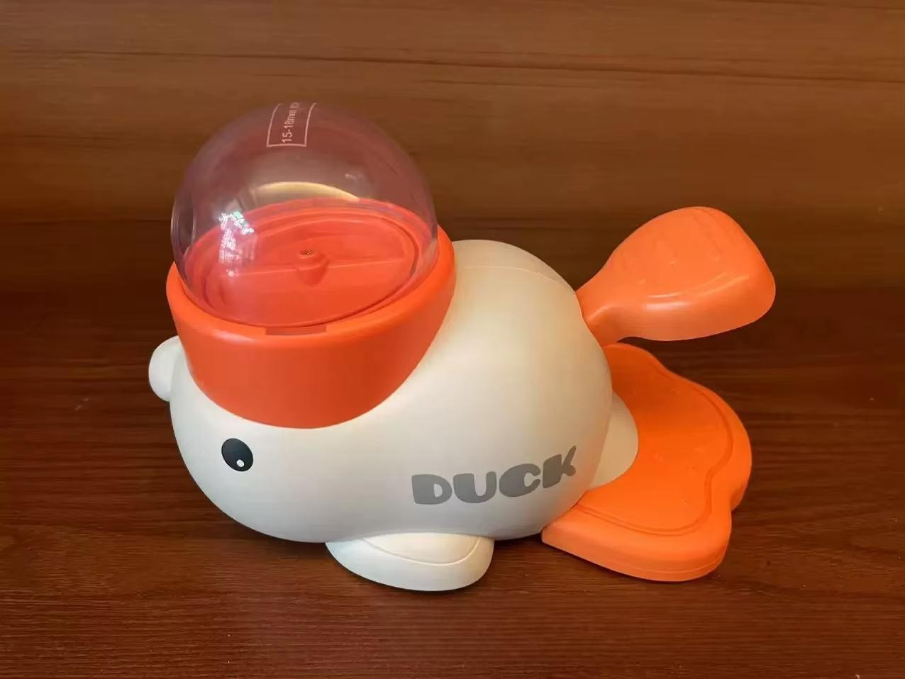 

Yellow Duck-Shaped Interactive Dog Treat Dispenser Puppy Cartoon Duck Design Anti-Slip Intelligence Exercise Used to Train Toy белый