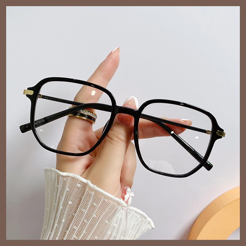 Kuaishou Trendy Blue Light Blocking Glasses - Korean Style, Myopia & Plain Lens Options, Large Frame, Unisex.