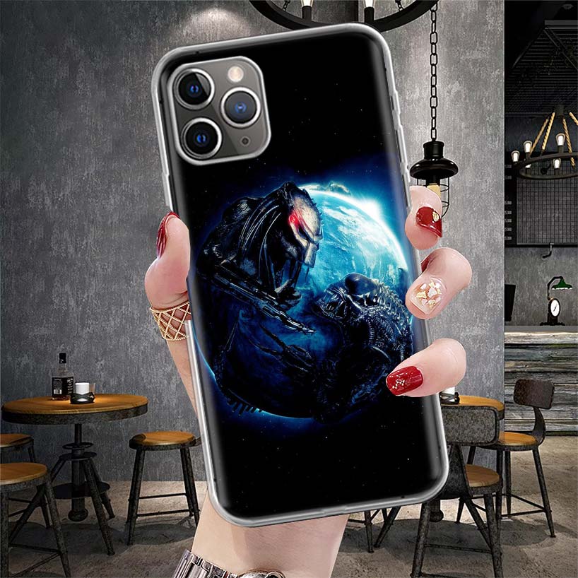 Alien Vs Predator Painted Soft Phone Case For IPhone 11 17 Air 16E 16 Pro Max 15 + 14 Plus 13 Mini 12 Apple 7 SE 8 Fundas Coque
