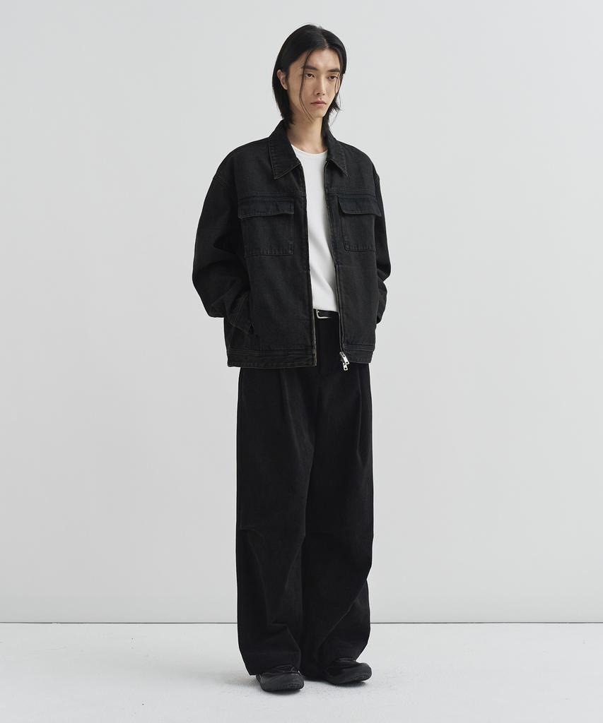 DRAW FIT Essential Wide One-Pleat Corduroy Pants [Black]