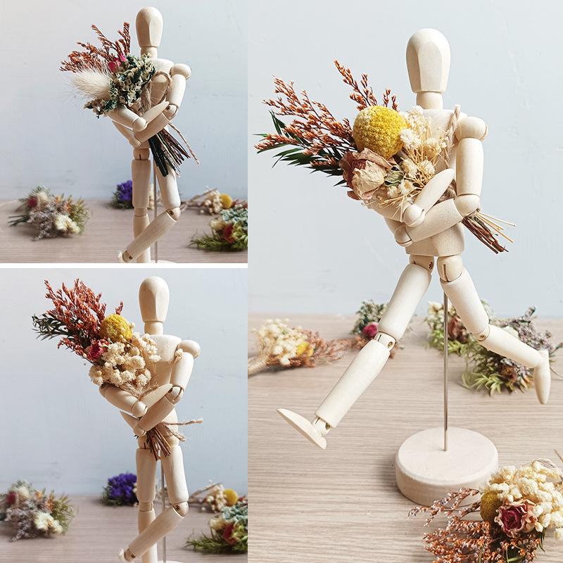 Jointed Wooden Puppet Doll: Handcrafted Human Body Ornament & Decompression Gadget.