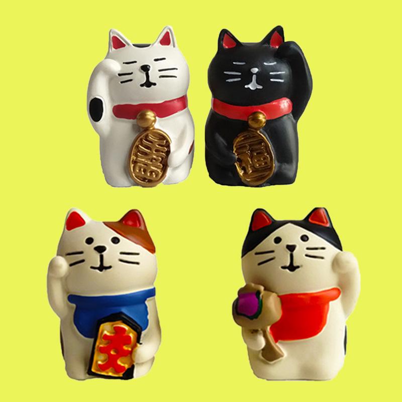 Japanese Zakka Miniature Beckoning Cat: New Year Good Luck Mascot Resin Ornament