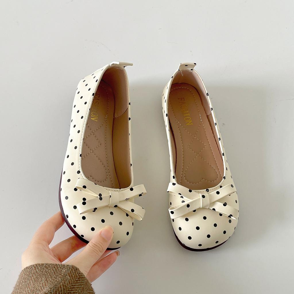 French polka dot round head shallow mouth flat sole shoes women's summer 2026 new versatile skirt bow Mary Jane shoes