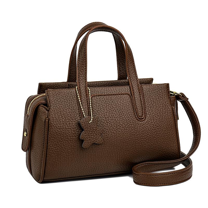 2025 New Versatile Fashion One Shoulder Crossbody Bag Commuter Large Capacity Bag Women's Niche Temperament Women's Handbag