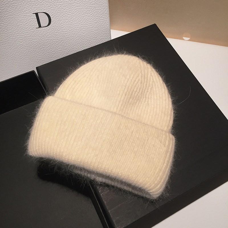Soft Sticky Rabbit Fur Knitted Woolen Hat for Women In Winter Solid Color Warm Cover Head Showing Small Face Hats & Caps (women’s)