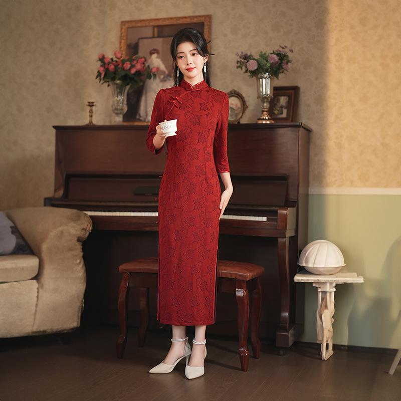 1170 medium and long autumn and winter cheongsam new 1011 seven-quarter sleeve elastic pearlescent cotton single-layer red cheongsam slim fit