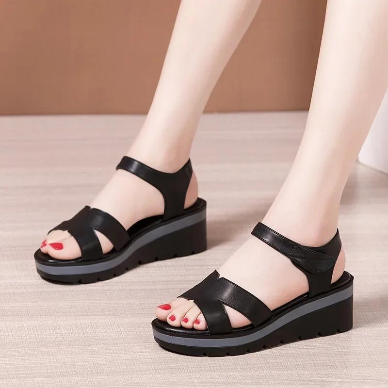 6cm Kleine Größe 33-43 Alles Passend Bequeme Plateau Keilabsatzschuhe Sommer 2025 Damen Leder Mittelhohe Absätze Sandalen Büro Mutter Strand