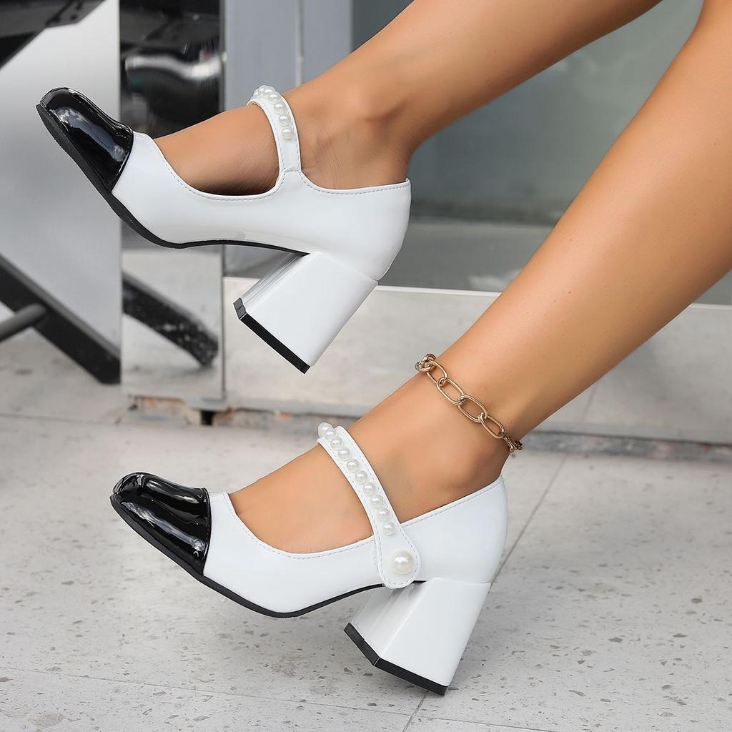 Fashion Xiaoxiangfeng one-word buckle high-heeled thick-heeled small leather shoes 2025 new French retro color matching Mary Jane shoes women