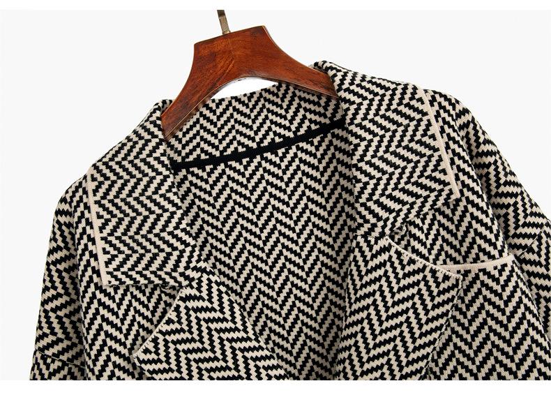 Thirteen Rows Women's Versatile Knit Cardigan Sweater with Suit Collar - Casual, Fashionable, Short Outerwear Top