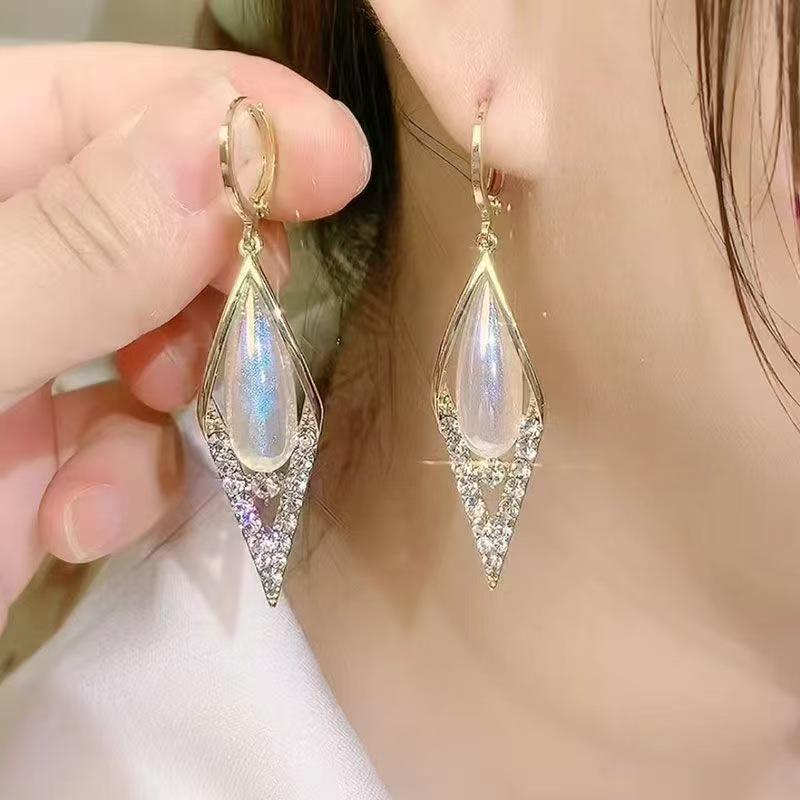 Korean-Style Elegant Rhinestone Ball Earrings - Versatile, Fashionable, and Ultra-Shiny Design.