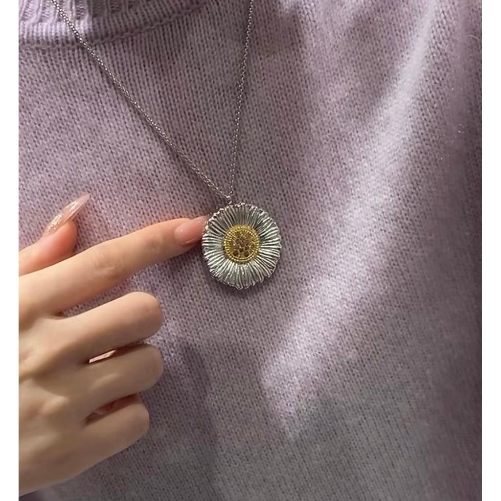 Náhrdelník sedmikráska italské luxusní šperkařské značky retro palácový styl náhrdelník s aurózním 18k silným zlacením galvanizací s barevným oddělením